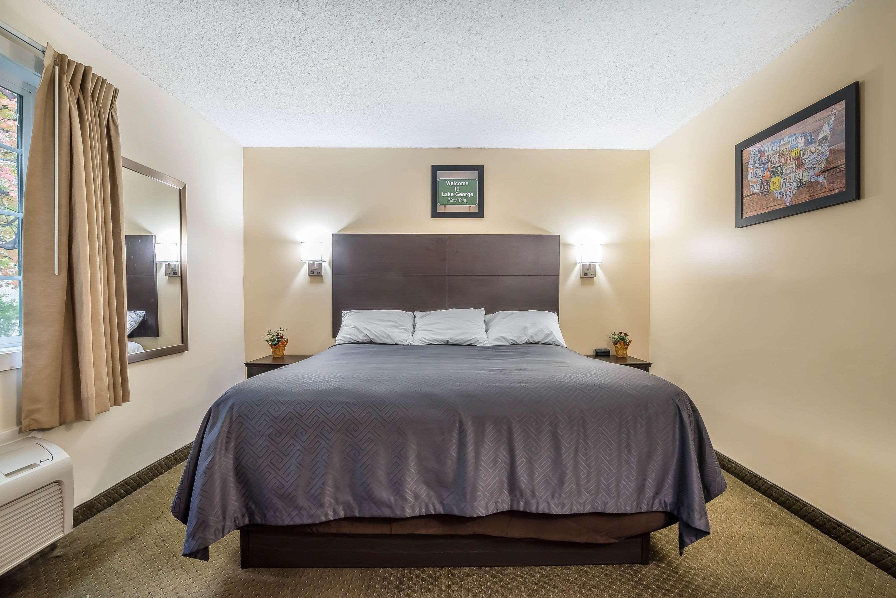 Rodeway Inn Lake George Outlets Zewnętrze zdjęcie