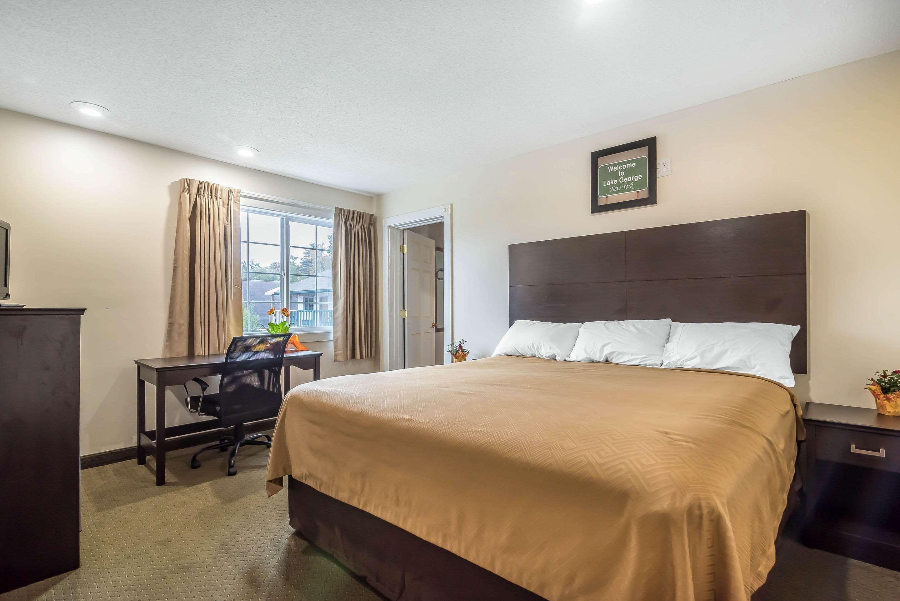 Rodeway Inn Lake George Outlets Zewnętrze zdjęcie