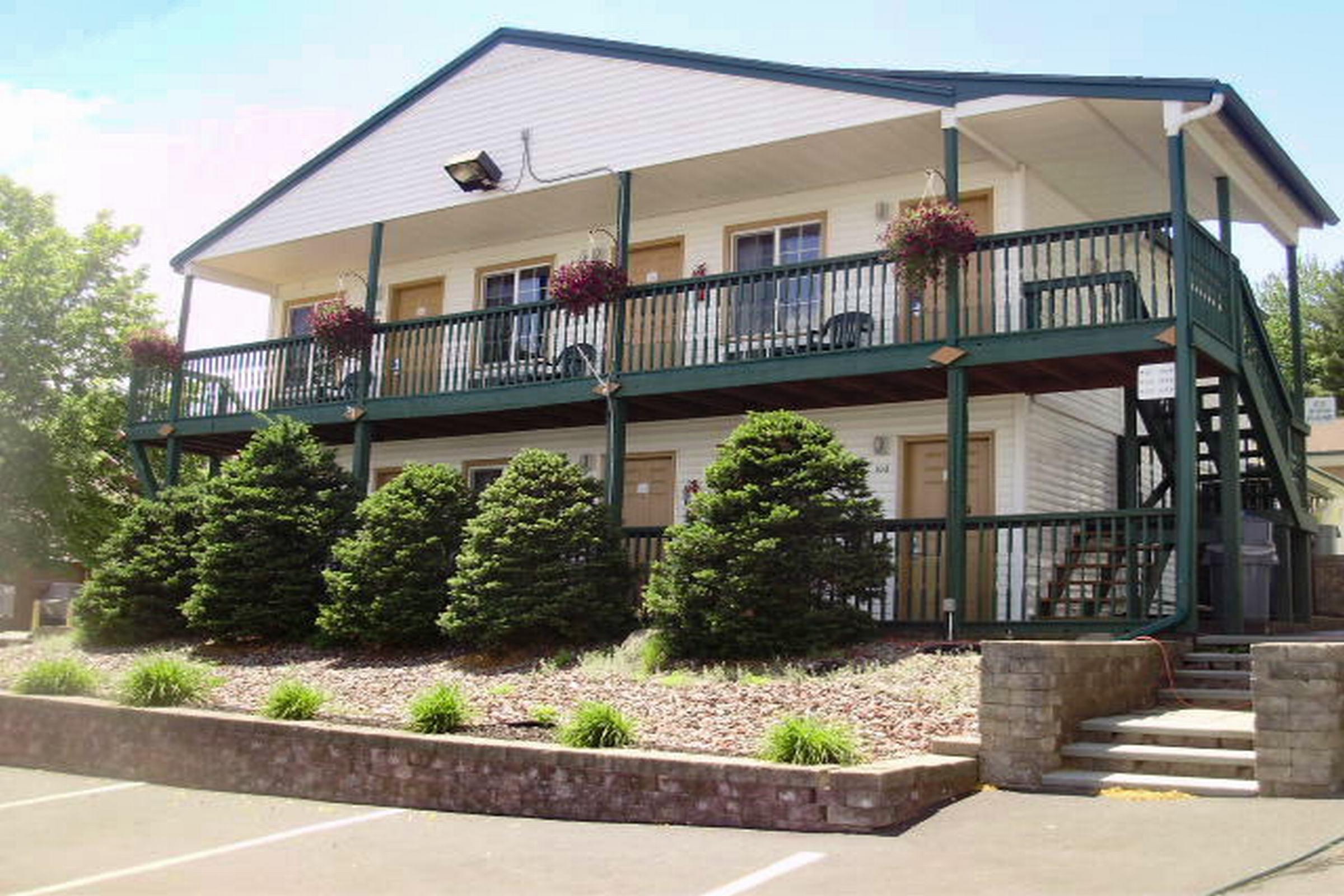 Rodeway Inn Lake George Outlets Zewnętrze zdjęcie